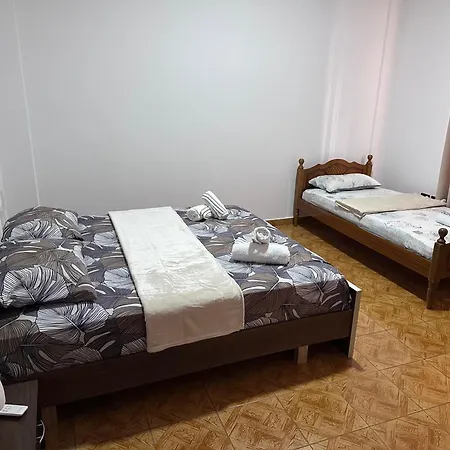 Apartment Alemannia Berat